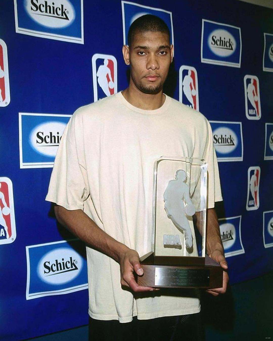 留在牌桌上 留在牌桌上