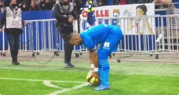 强度对抗里 强度对抗里